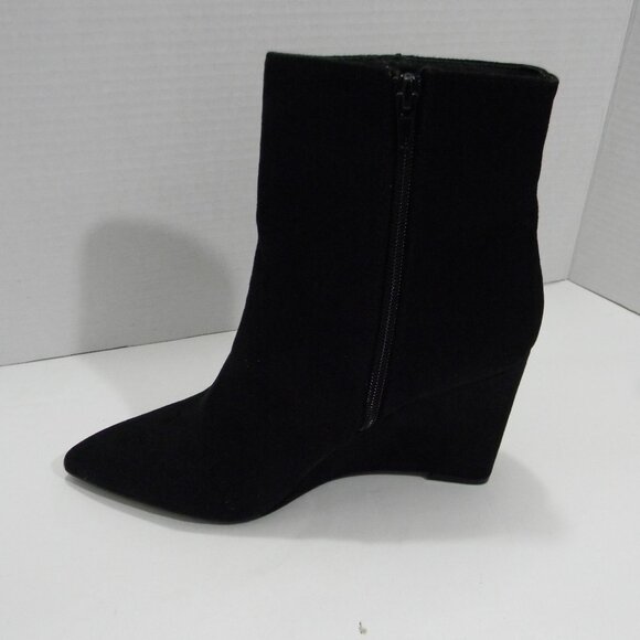 Bamboo Black Wedge Heel Ankle Boots Sueded Witchy Feminine Goth NWOT - Picture 1 of 8